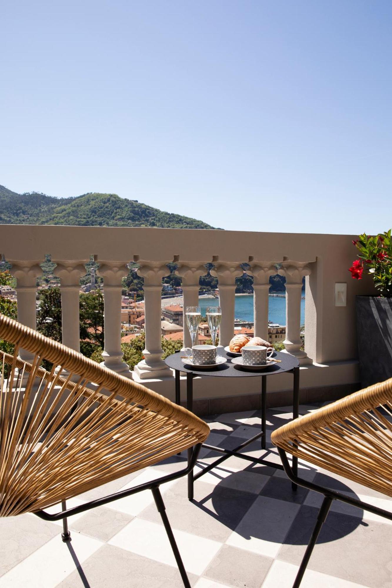 Bellevue - Rooms & Suites Levanto Exterior photo